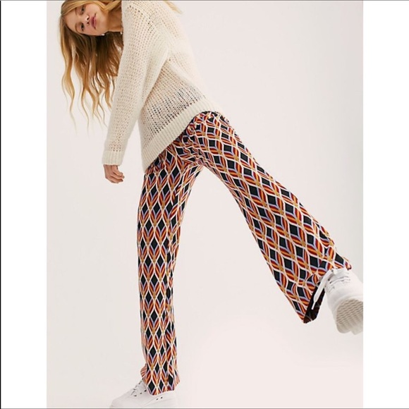 Free People Pants - FREE PEOPLE GEO PRINT RETRO FLARE STRETCH PANTS 2